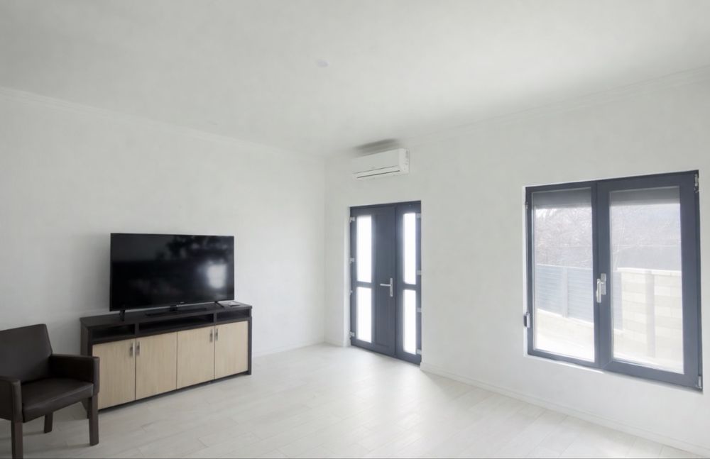 Vand casa individuala,zona Lipovei