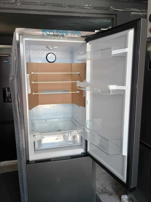 Чисто нов Koмбиниран Хладилник с фризер BEKO-БЕКО 186.5 см No Frost