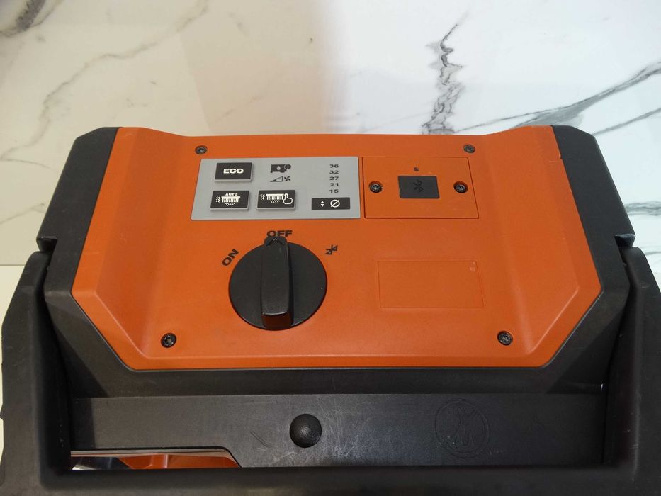 Hilti VC 10M - 22 / Nuron - Акумулаторна прахосмукачка с изтупване