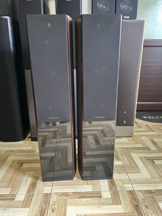 Boxe top Wharfedale 10.5