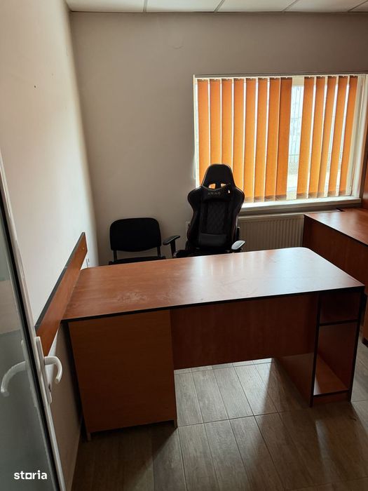 Clădire /Casă de închiriat,cu destinația birouri