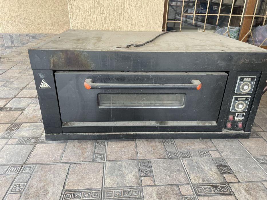 Печь для пиццы и хлеба