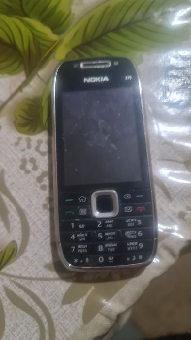 Nokia E75 в отличном состоянии