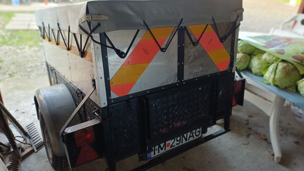 Remorcuta de vânzare