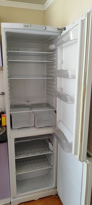 Холодильник Индезит б/у в хорошем состоянии