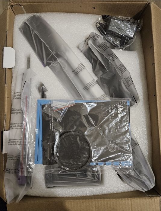 Vând aspirator vertical fara fie