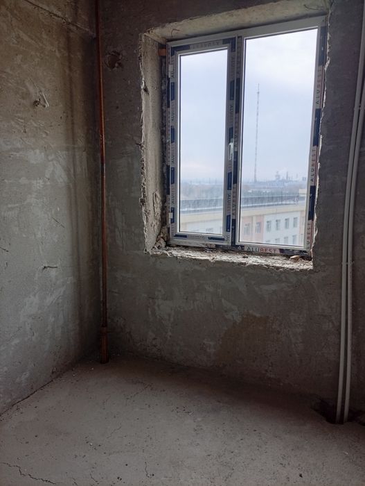 Квартира сотилади коробка кадастр бор