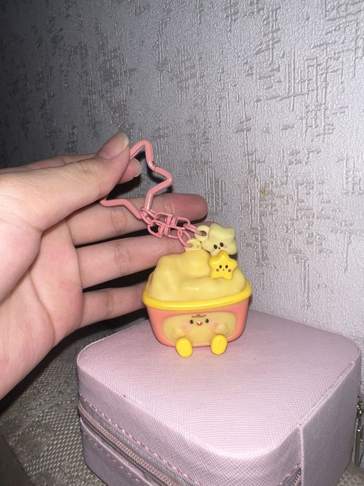 Продаю брелочки/фигурки