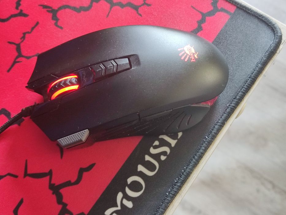 игровая мышка bloody v6