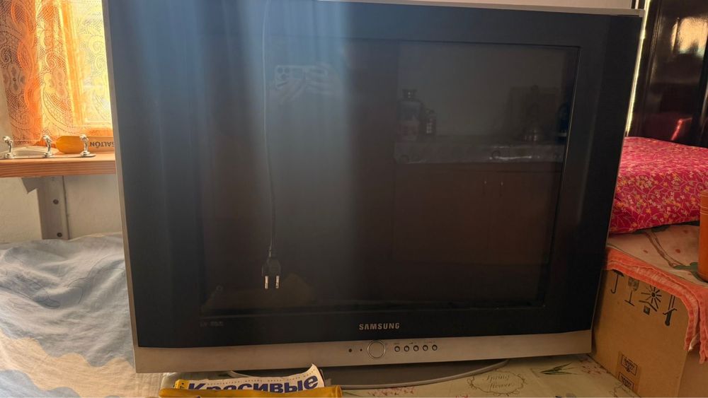 Продам телевизор аристон духовка синтезатор