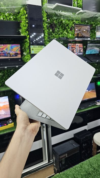 Microsoft ning eng go'zal modeli Surface pro 4 dan keldi!