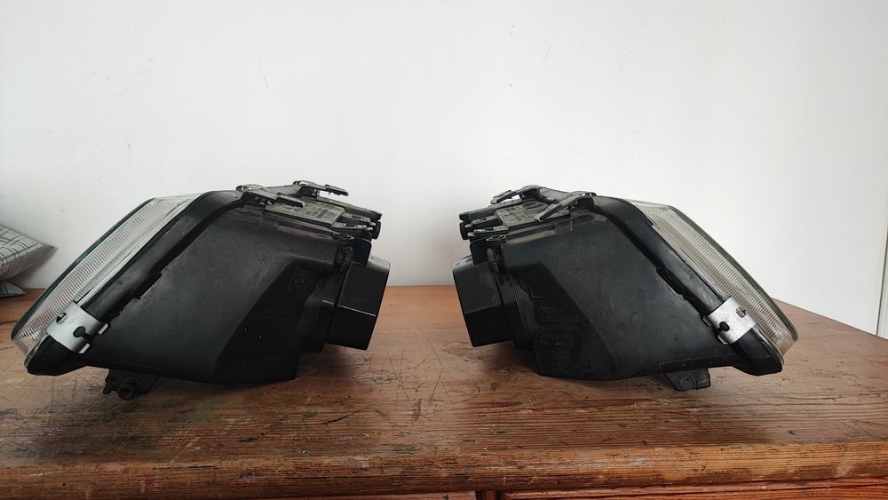 Комплект фарове за Ауди А3 8L