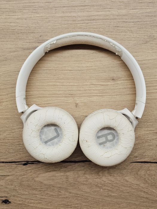 Безжични слушалки JBL