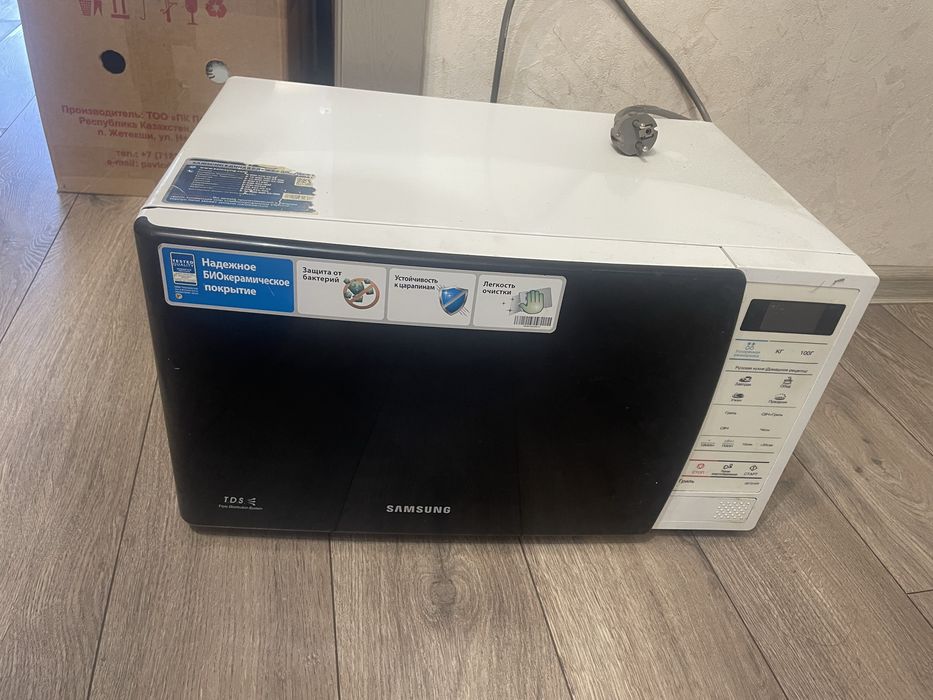Продам микроволновкю печь