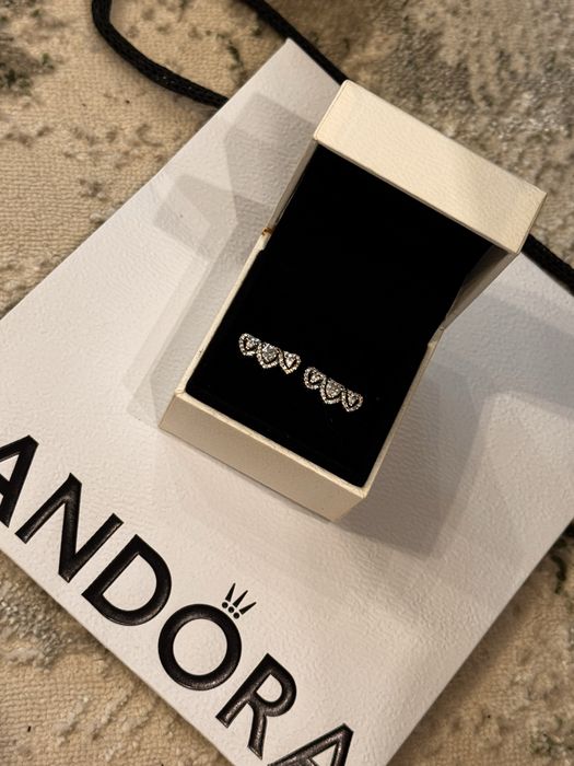 Пандора обеци Pandora