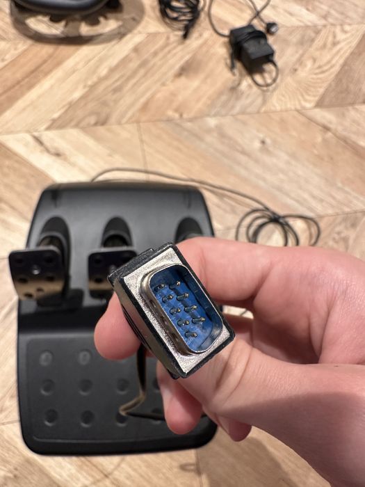 Volan logitech g923 + schimbator viteze logitech