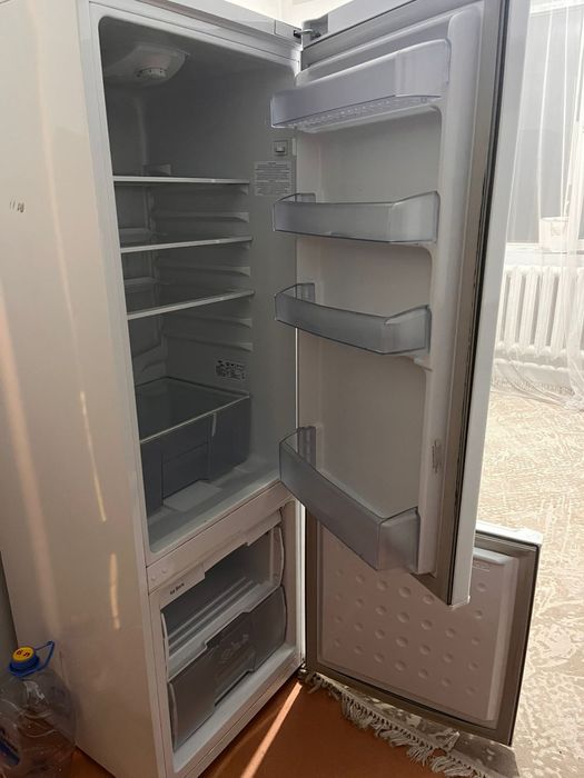 Продается холодильник