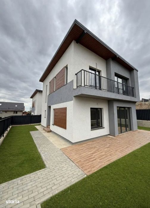 Casă nouă cu 4 camere,  Bucium- intrare Barnova