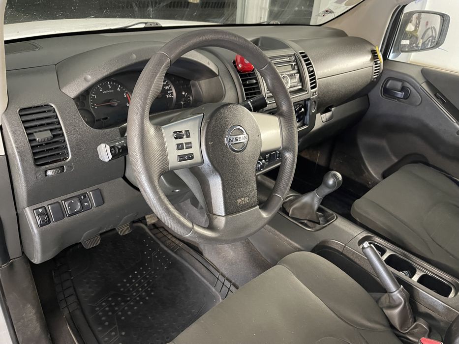 Nissan Navara 2.5 Diesel 4x4 190 CP 2014 6+1