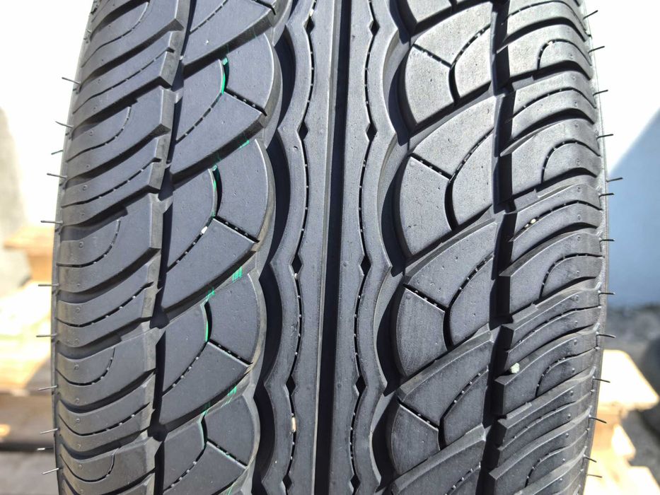 215/60/17 Джой Роуд ДОТ 2020 г - Само 1 брой гума