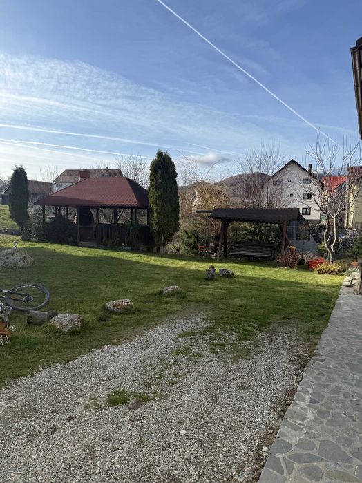 Cazare pensiune  in Moeciu la 3 km de Bran