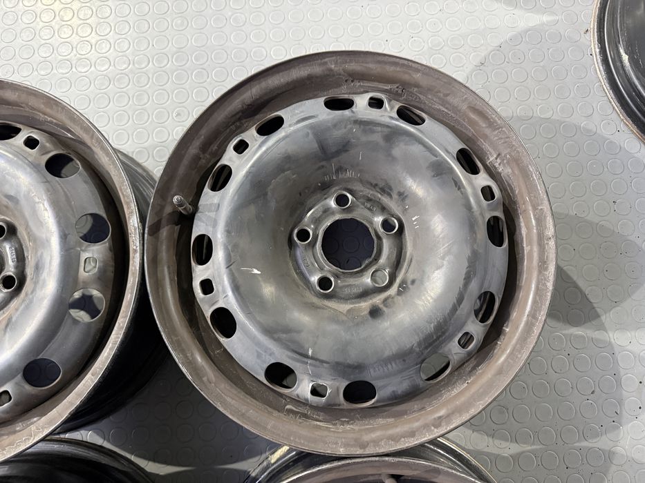 4бр. ОТЛИЧНИ 15” Железни Джанти 5х100 за -SKODA/VW/VAG- 6Jx15H2, ET43