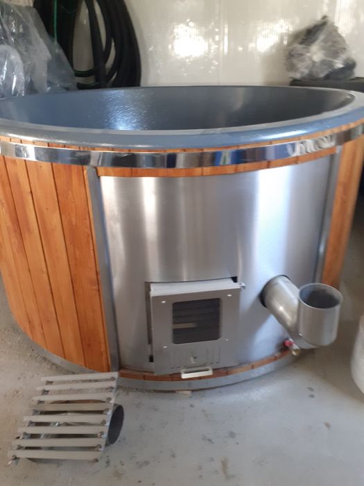 Ciubar jacuzzi aeromasaj
