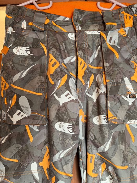 Юношески ски гащеризони