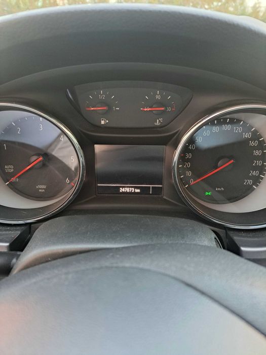 Opel Astra 1.6 Start Stop Selection