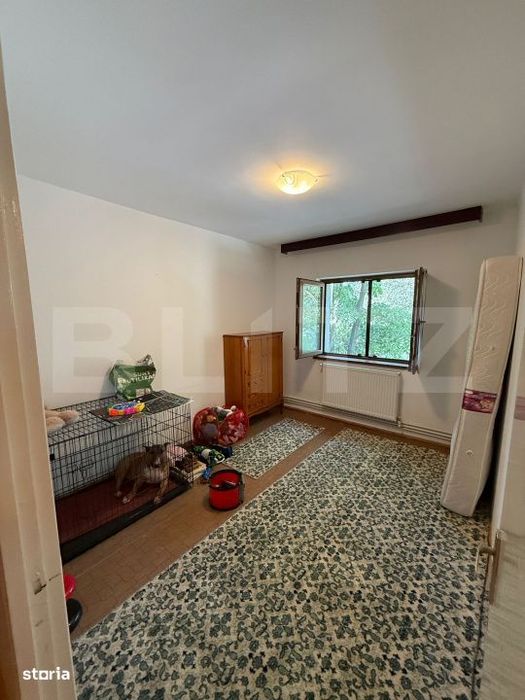 Apartament 3 camere, decomandat, etaj 2/4, 64.70 mp, zona Piata Centra