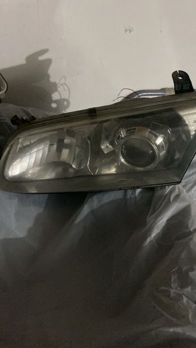 Продам фары на камри 25 американец