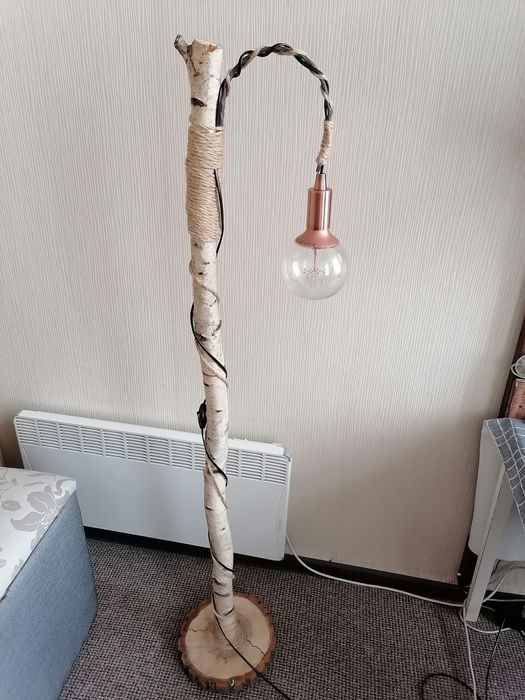 Лампа от естествени материали