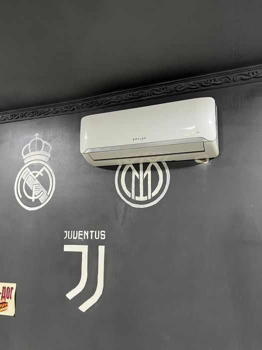 Bilyardni stollar sotiladi