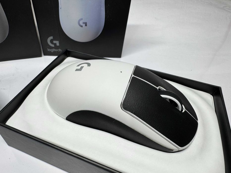 Мишка геймърска  Logitech PRO X Superlight 2