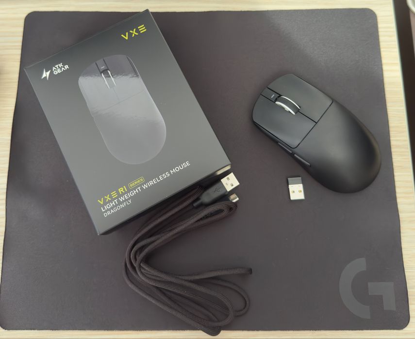 Mouse Gaming Wireless VXE Dragonfly R1 SE+, Ultra-ușor 55g, 18000 DPI, Negru