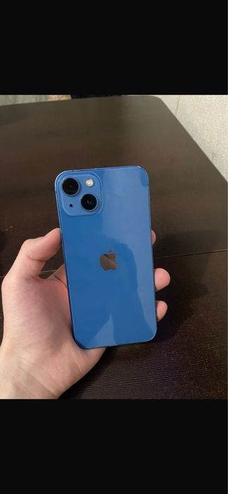 Продам 13 айфон 128