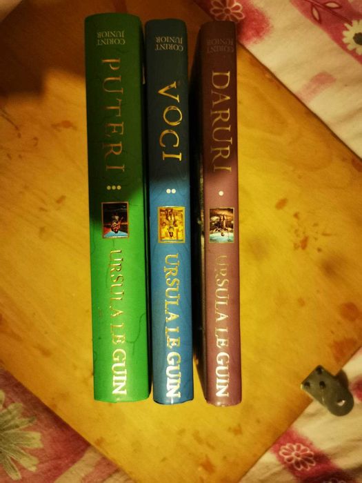 Vand colectie carti Fantasy