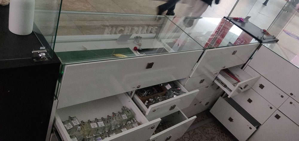 Торговое оборудование, островок