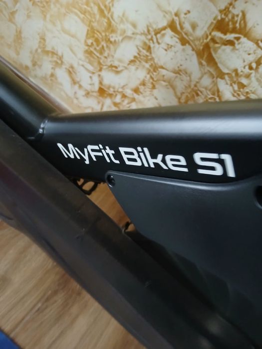 Велотренажер новый