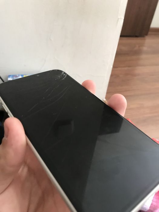 Iphone 11 белыйй