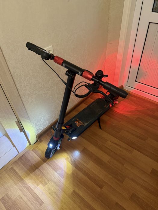 Самокат электро Kugo X1 покупался офицалов