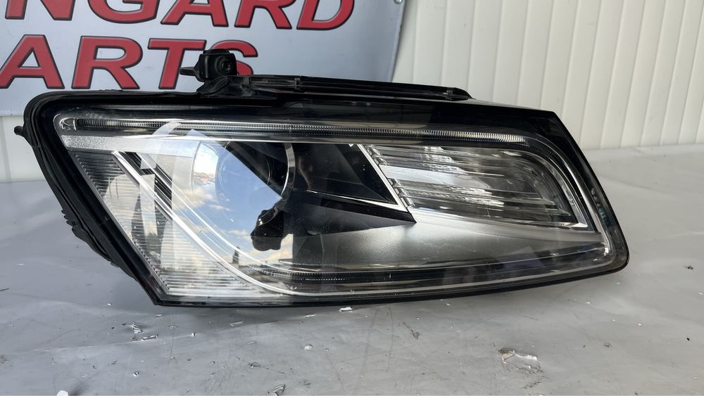 десен фар Audi Q5 8R facelift (2012-2016)