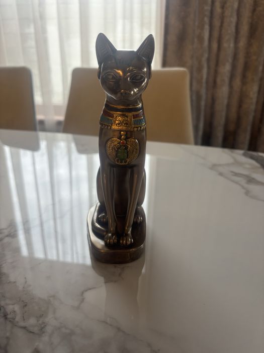 Антикварни статуетки