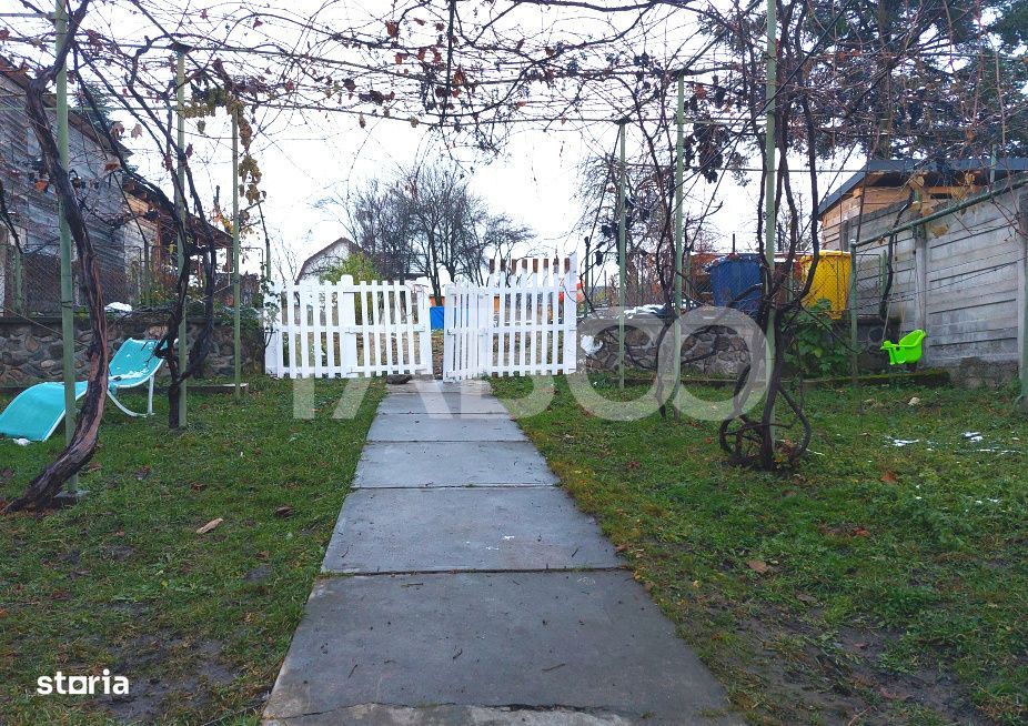 Casa individuala 4 camere 150 mp si teren liber 758 mp Cisnadie