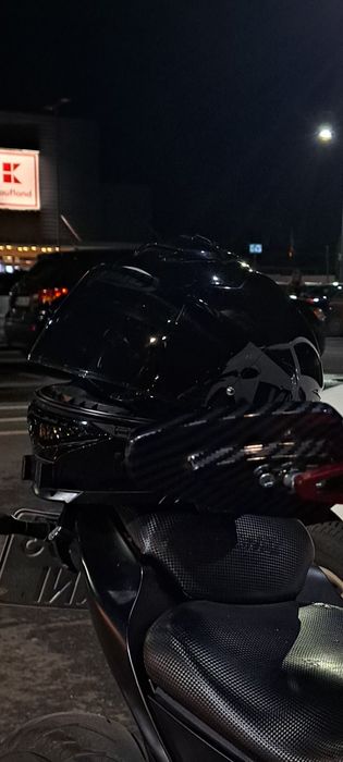 Vând cască Hjc I71