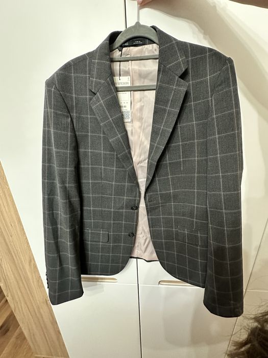 Мужской костюм (пиджак + брюки)