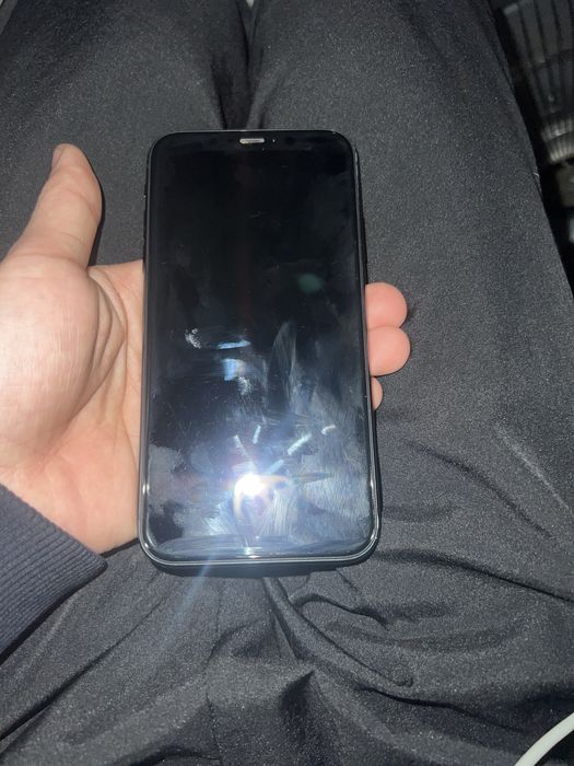 Iphone xr ideal holatda