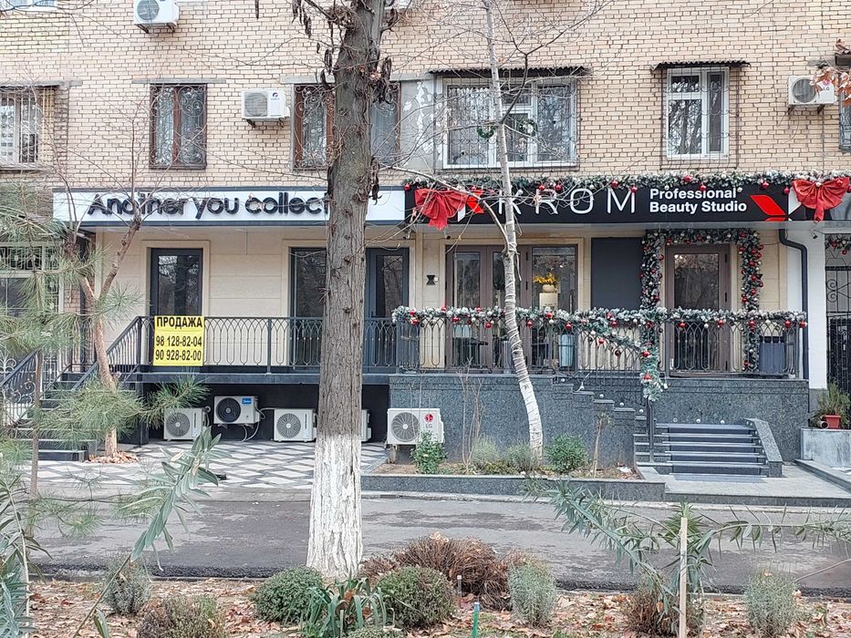 100 кв. Ц-1 Экопарк 64 школа Бутик Офис Салон Туризм Цветочный Магазин