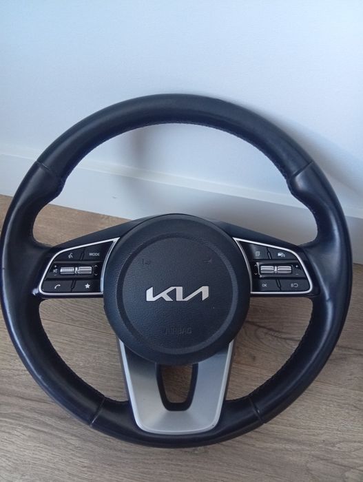 Руль Kia K5 Ceed