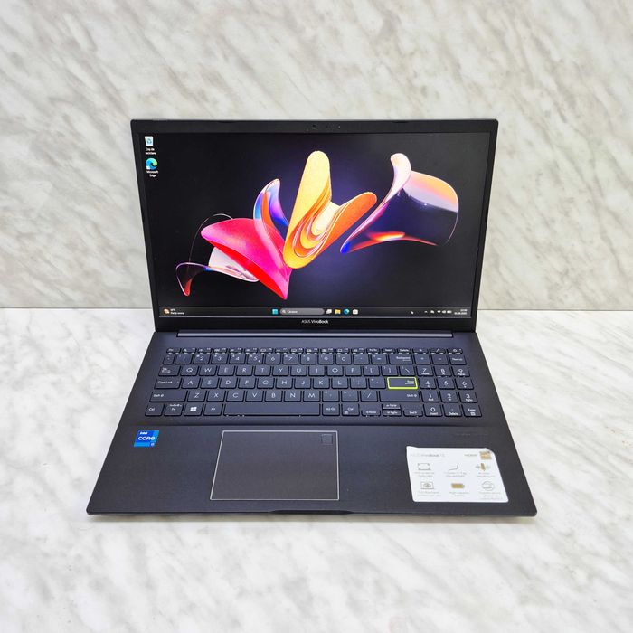 Laptop ASUS VivoBook 15 K513EA cu i7-1165G7, 15.6, Full HD, 8GB, 512GB SSD Intel UHD Graphics